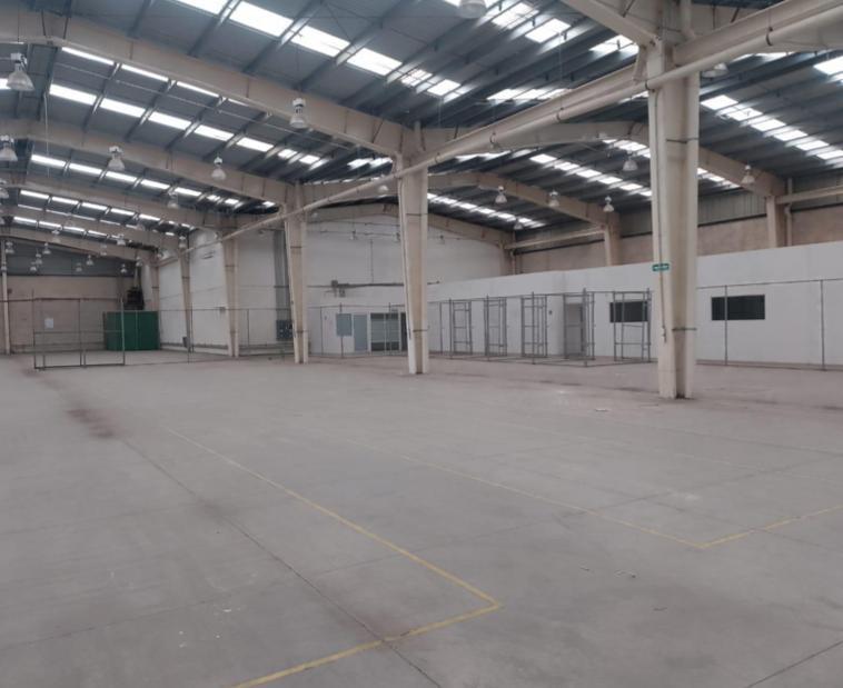 Nave Industrial en Calle 119 Poniente al 200, San Bartolo Coatepec, Puebla, Pue. - Imagen 1