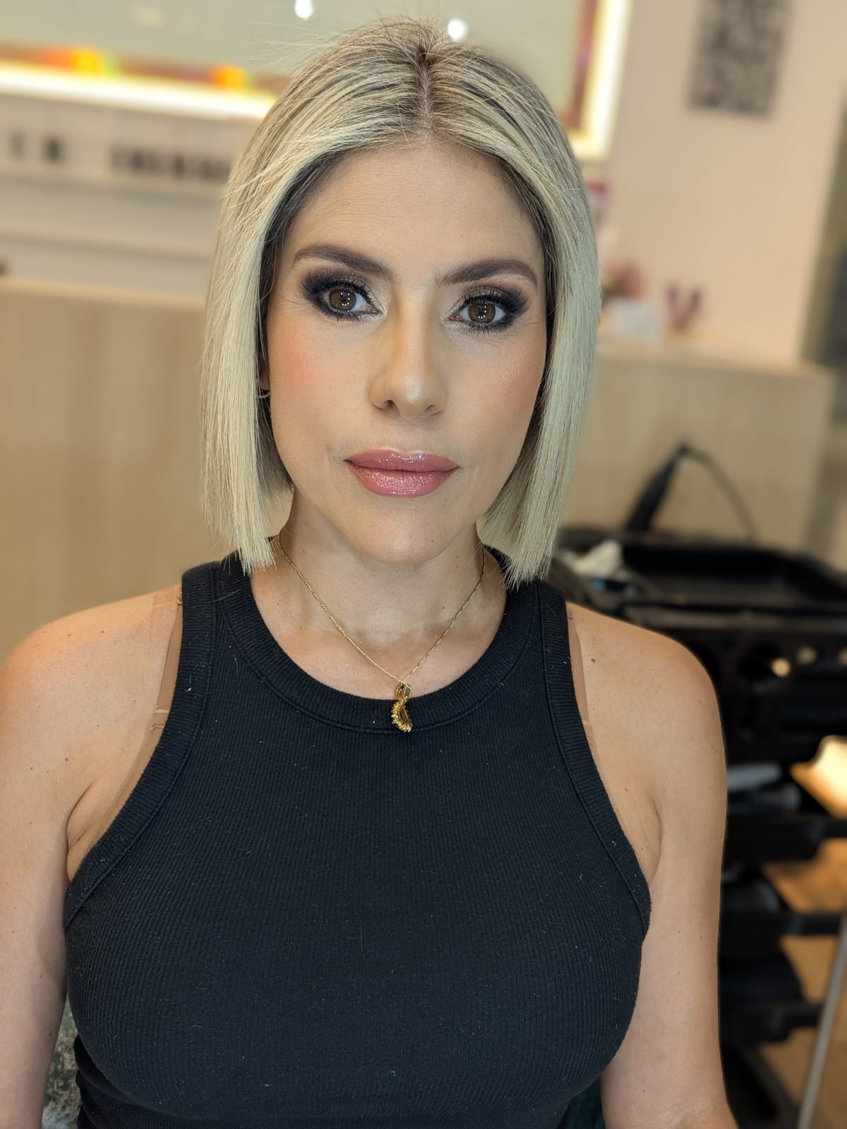 Maquillaje y Peinado Social